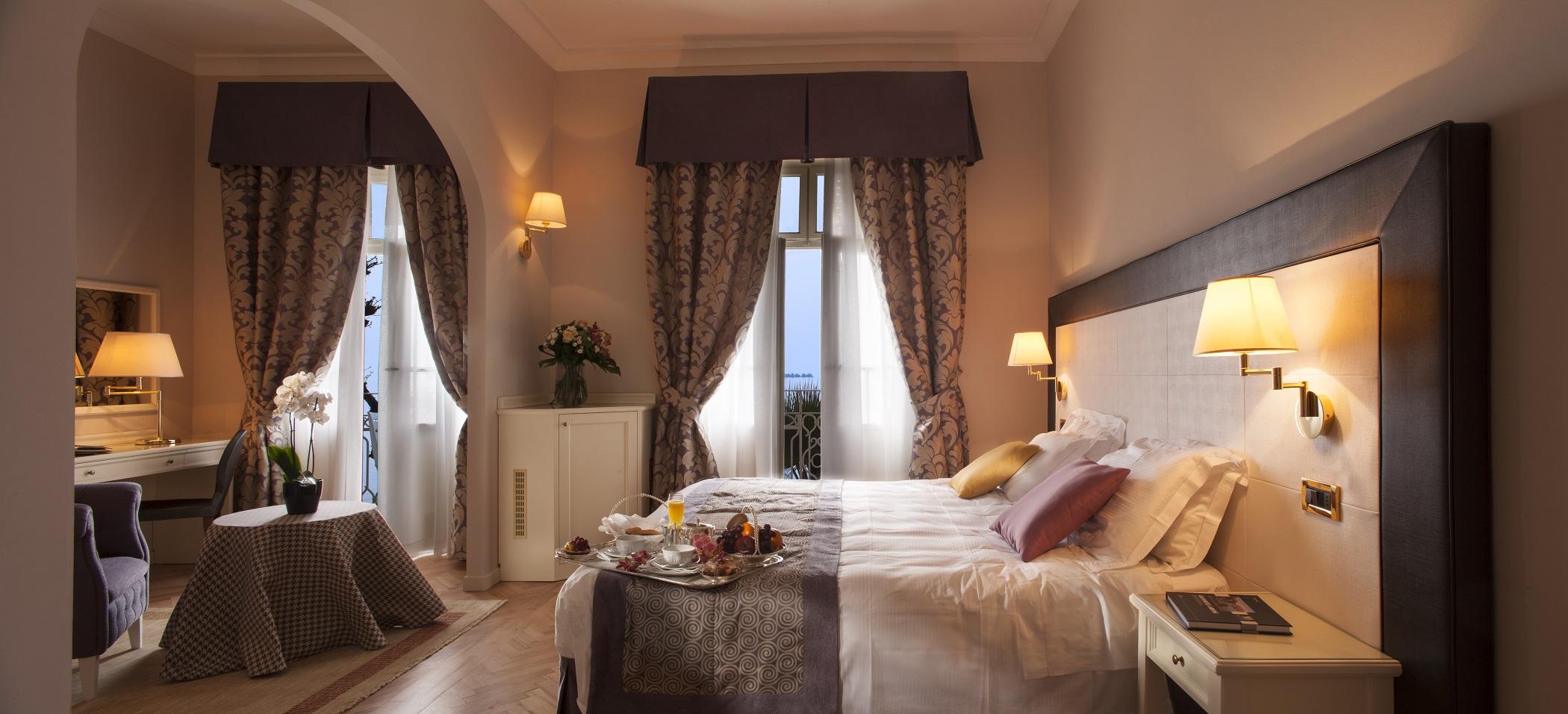 Grand Hotel Gardone Gardone Riviera Esterno foto