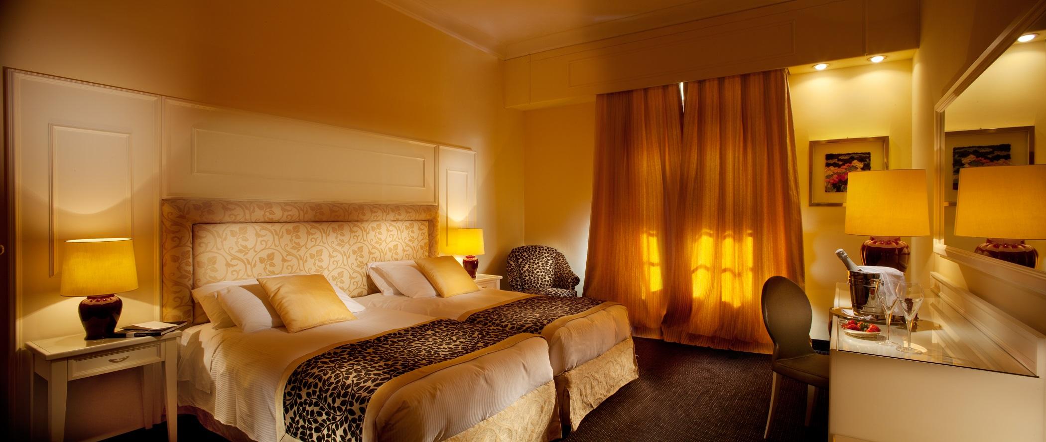 Grand Hotel Gardone Gardone Riviera Esterno foto