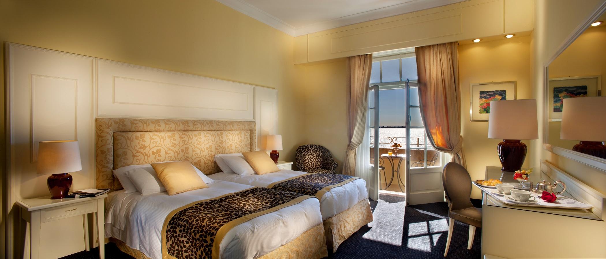 Grand Hotel Gardone Gardone Riviera Esterno foto