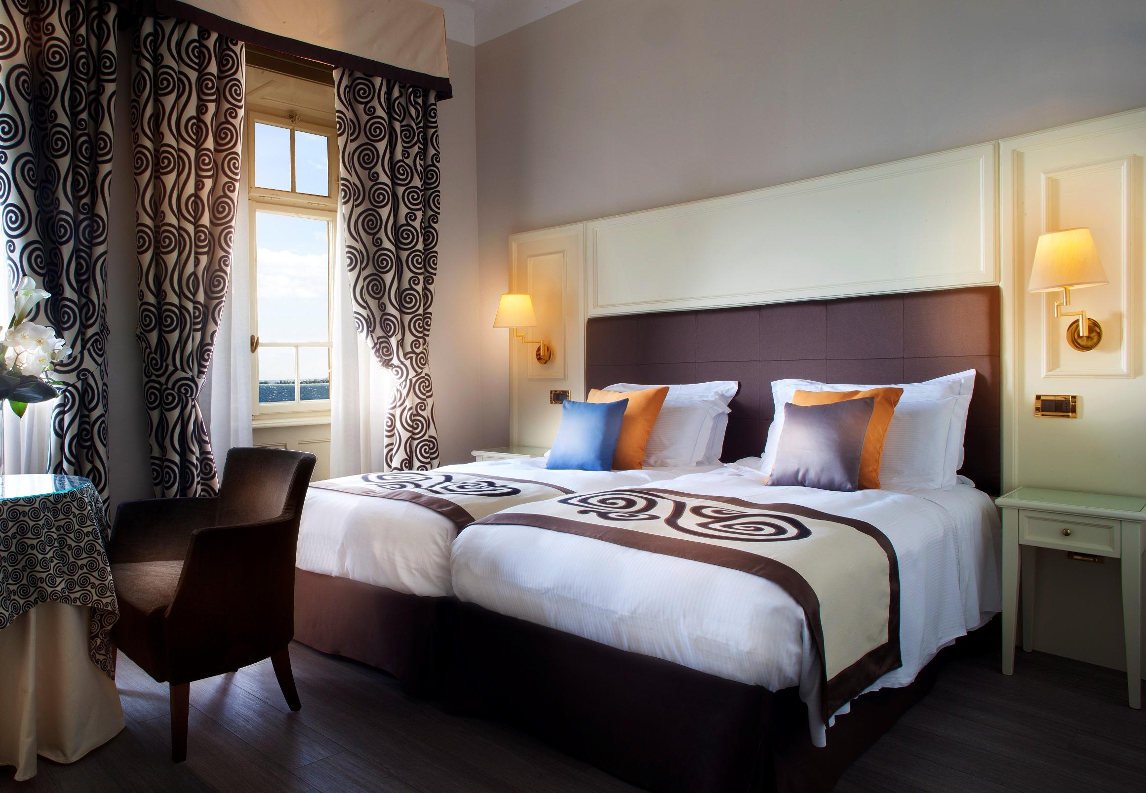 Grand Hotel Gardone Gardone Riviera Esterno foto