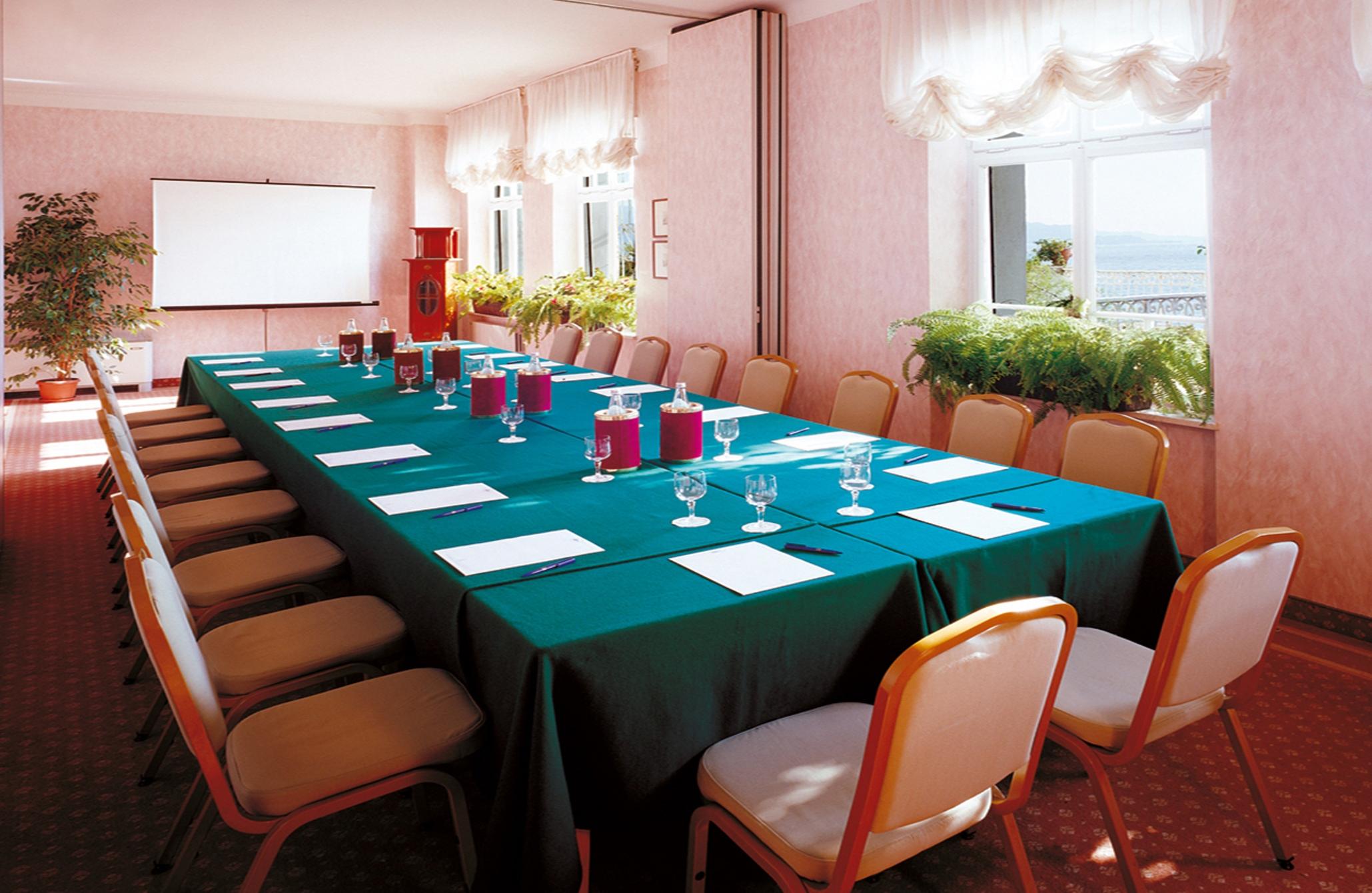 Grand Hotel Gardone Gardone Riviera Esterno foto