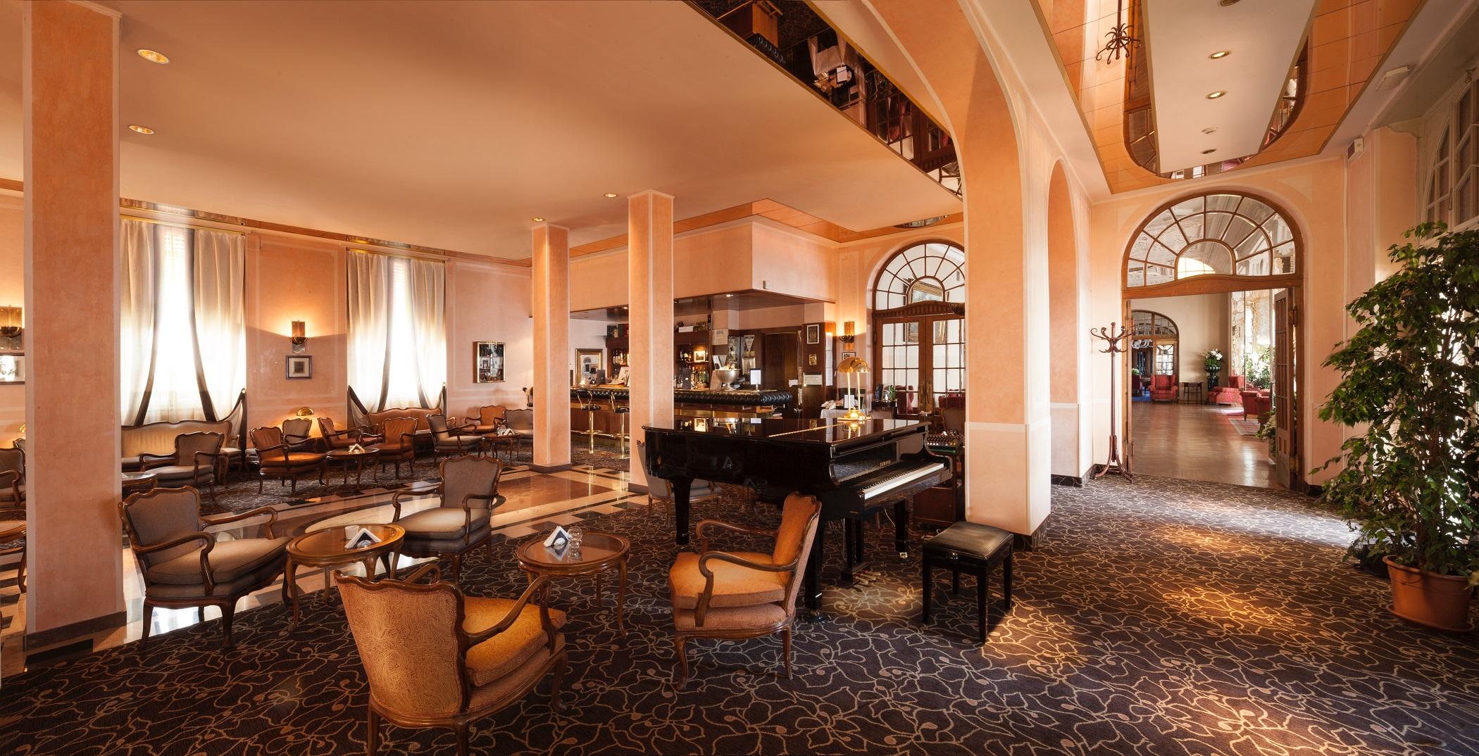 Grand Hotel Gardone Gardone Riviera Esterno foto