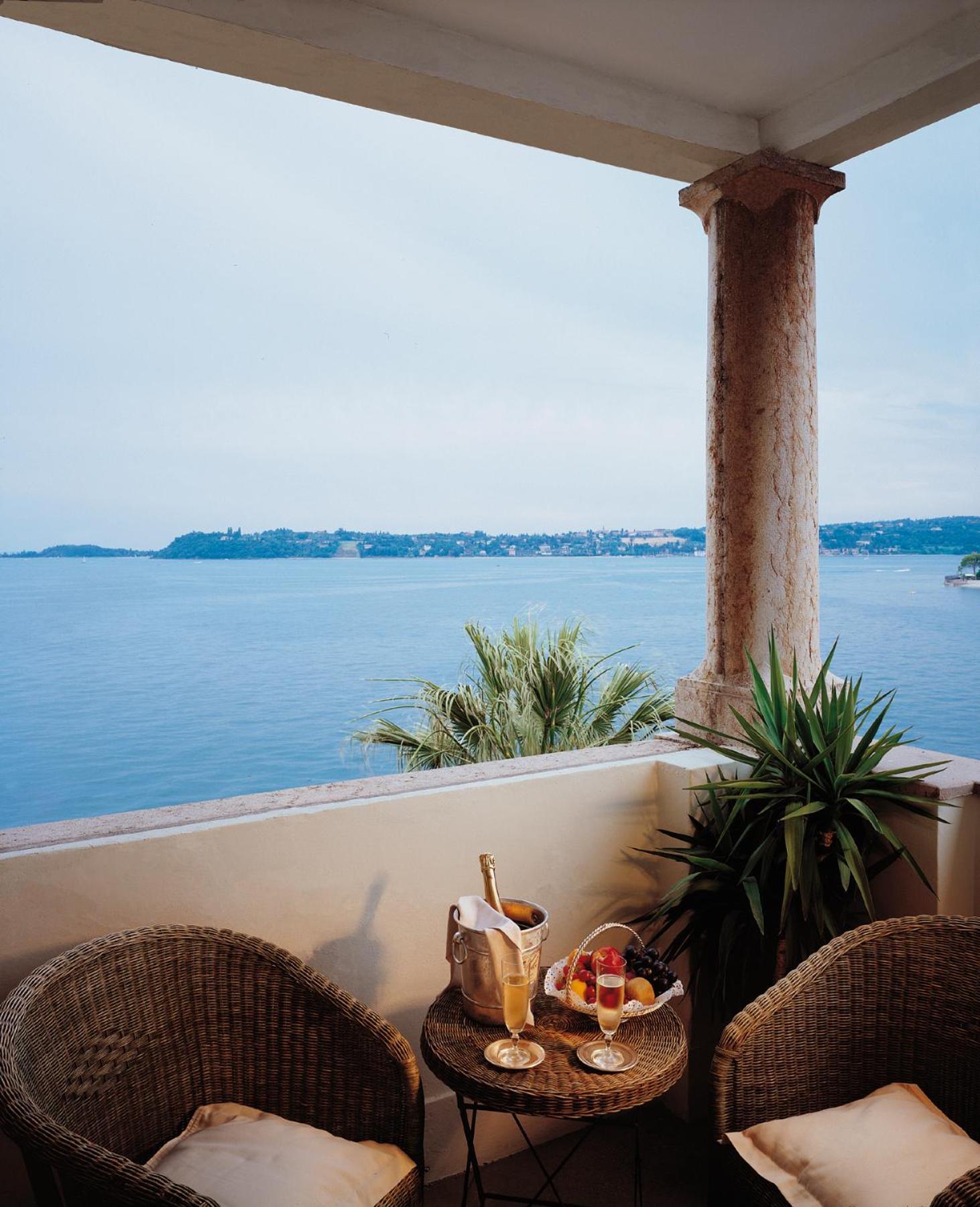 Grand Hotel Gardone Gardone Riviera Esterno foto