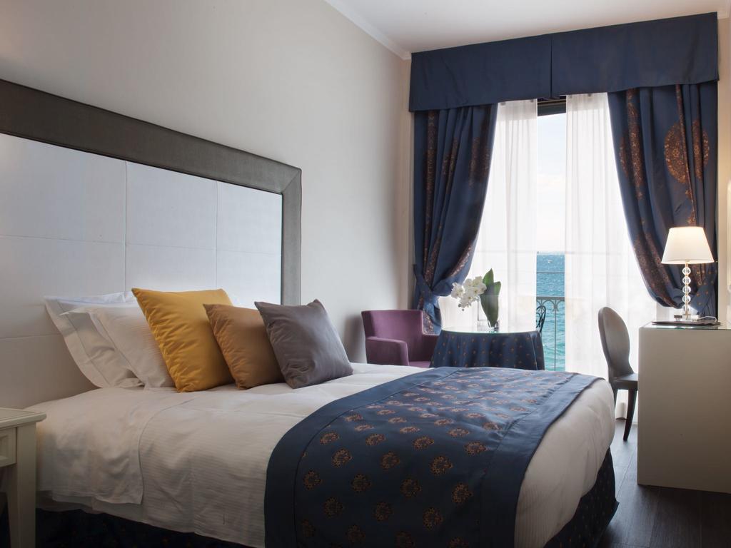 Grand Hotel Gardone Gardone Riviera Camera foto